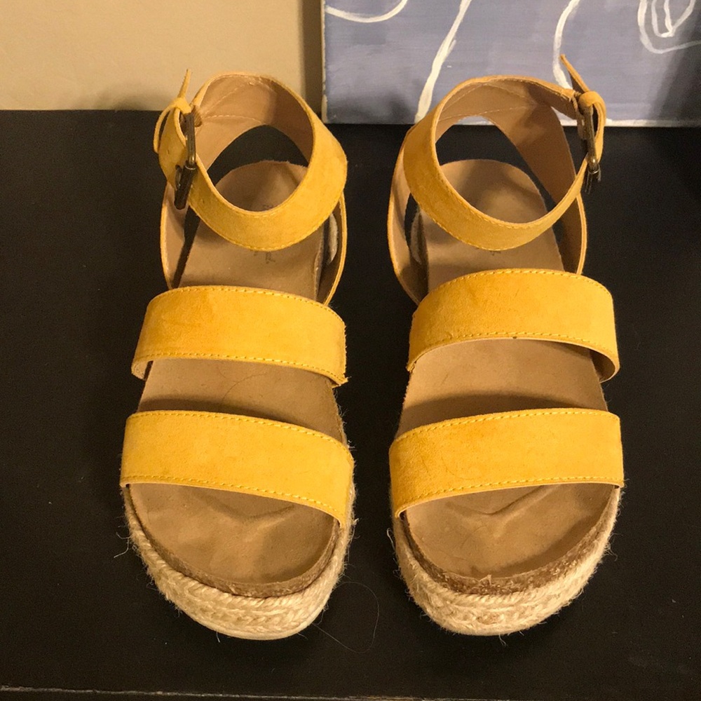 mustard yellow platform espadrilles!